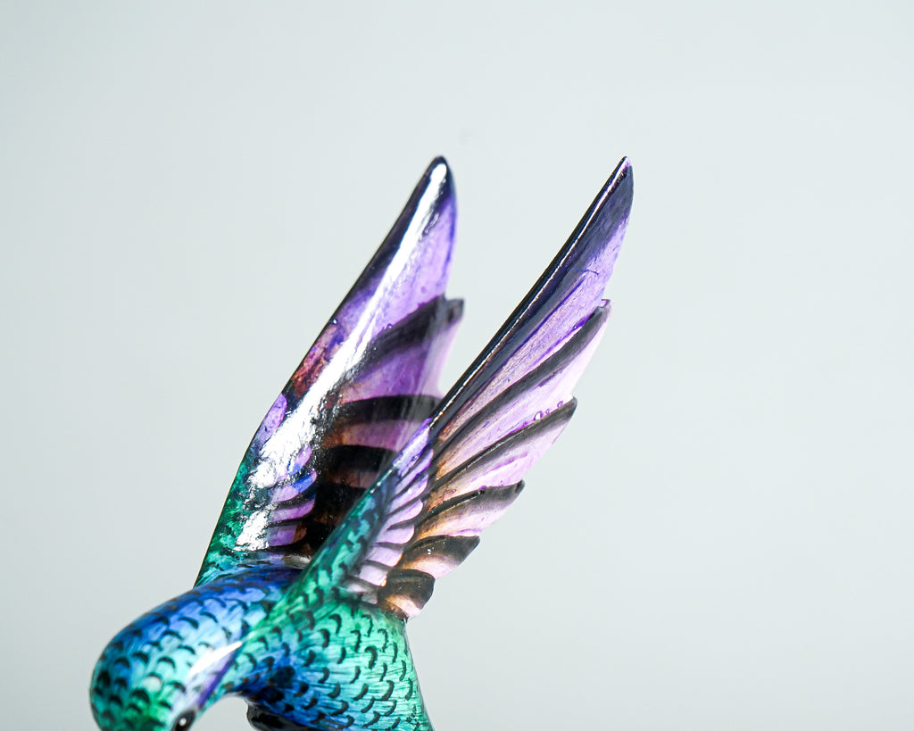 Green Hummingbird Statue, Painted Sculpture, Wood Carving Figure, Bird Statue, Handcrafted, Colibri, Table Decor, Grandma Gift, Gift for Her