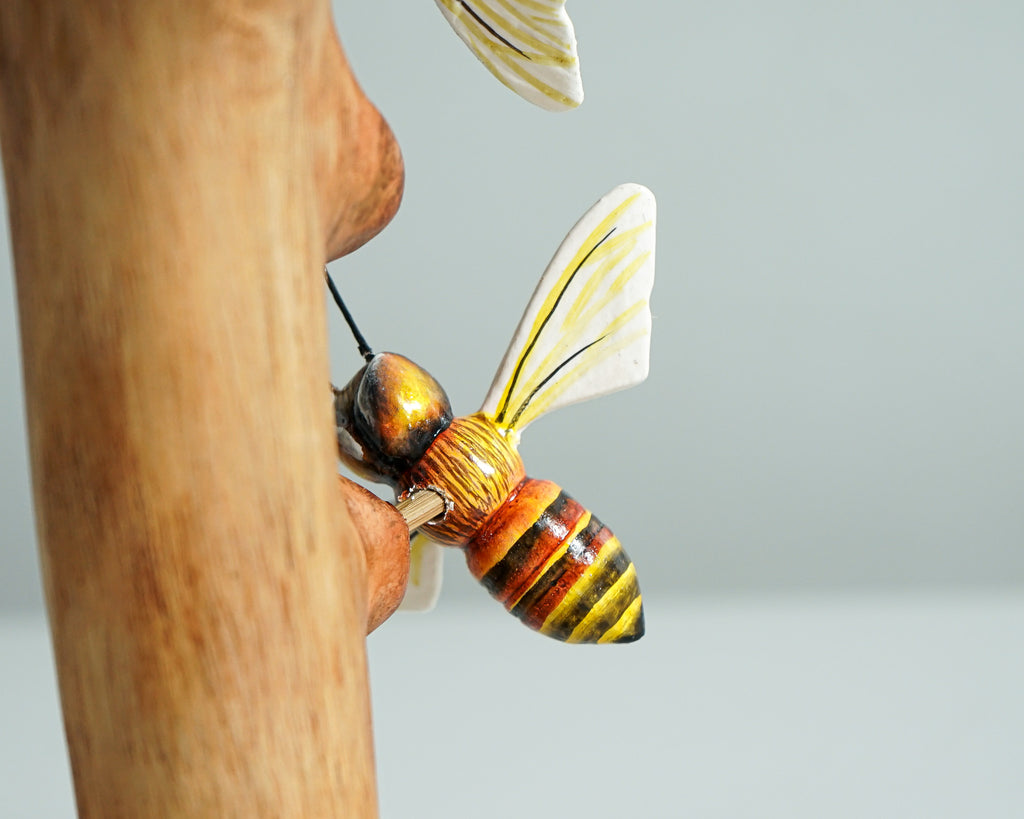 Bee Comb Statue, Bees Figurine, Wood Carving, Painted Bee, Handmade, Bee Wall Hanging, Animal Wall Decor, Home Decoration, Bridesmaid Gifts