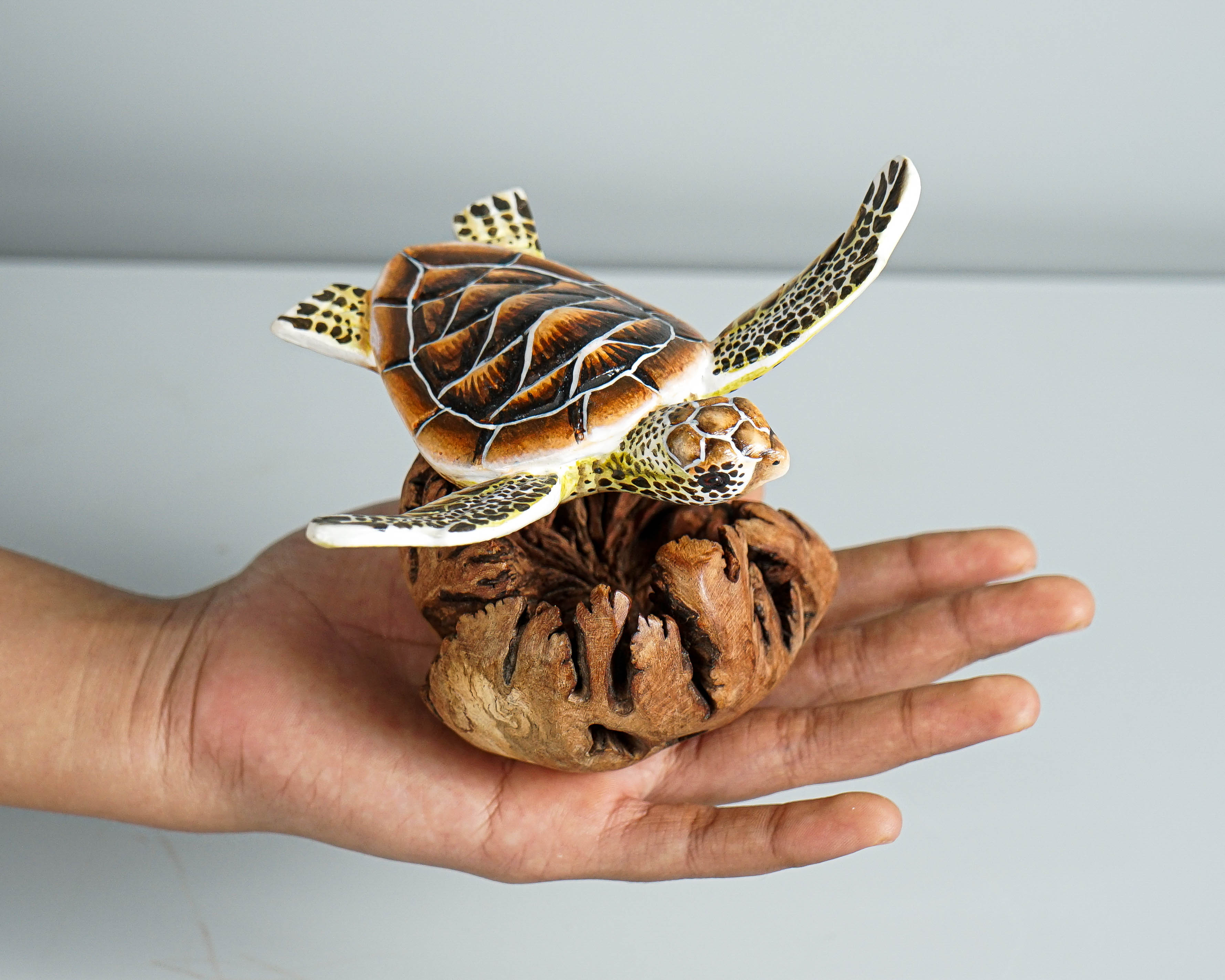 Brown Turtle Sculpture, Sea Turtle, Wood Carving, Ocean, Hand-painted Figurine, Unique, Office Desk Decor, Handmade Sculpture, Gift for Him