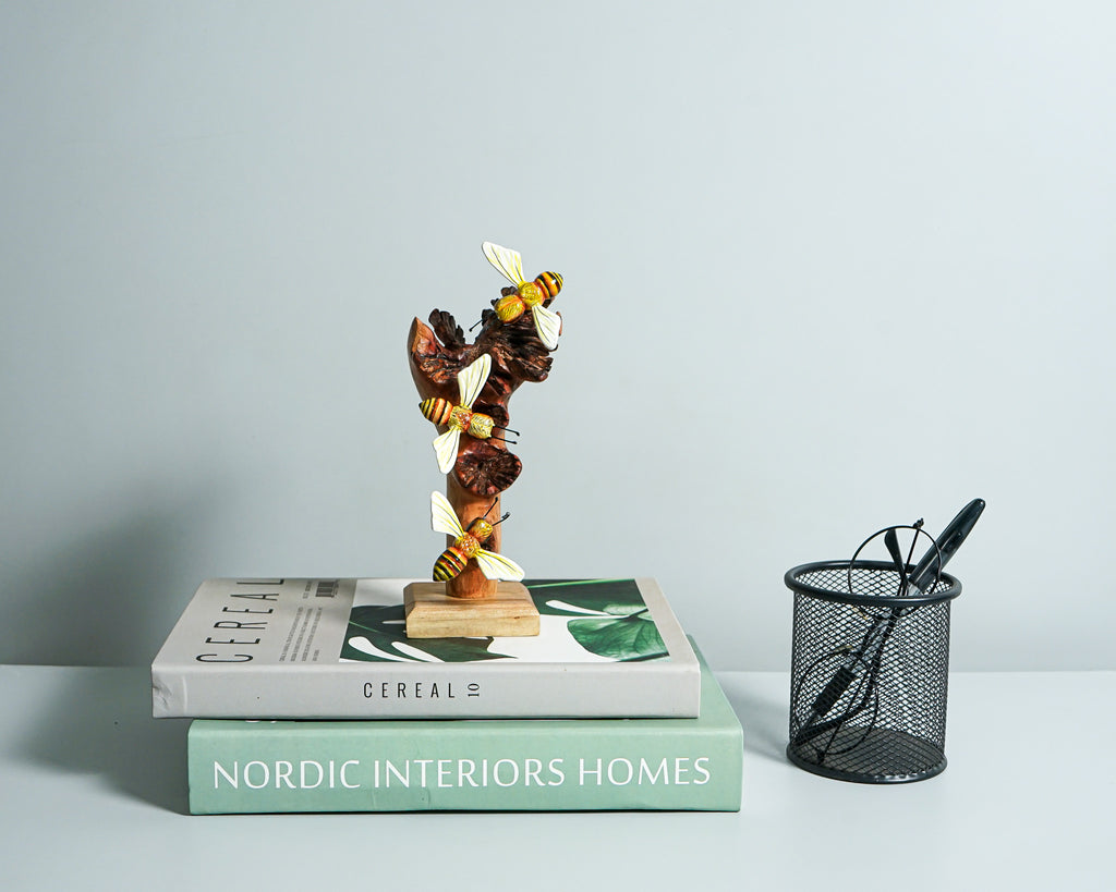 Bee Comb Statue, Bees Figurine, Wood Carving, Painted Bee, Handmade, Bee Wall Hanging, Animal Wall Decor, Home Decoration, Bridesmaid Gifts