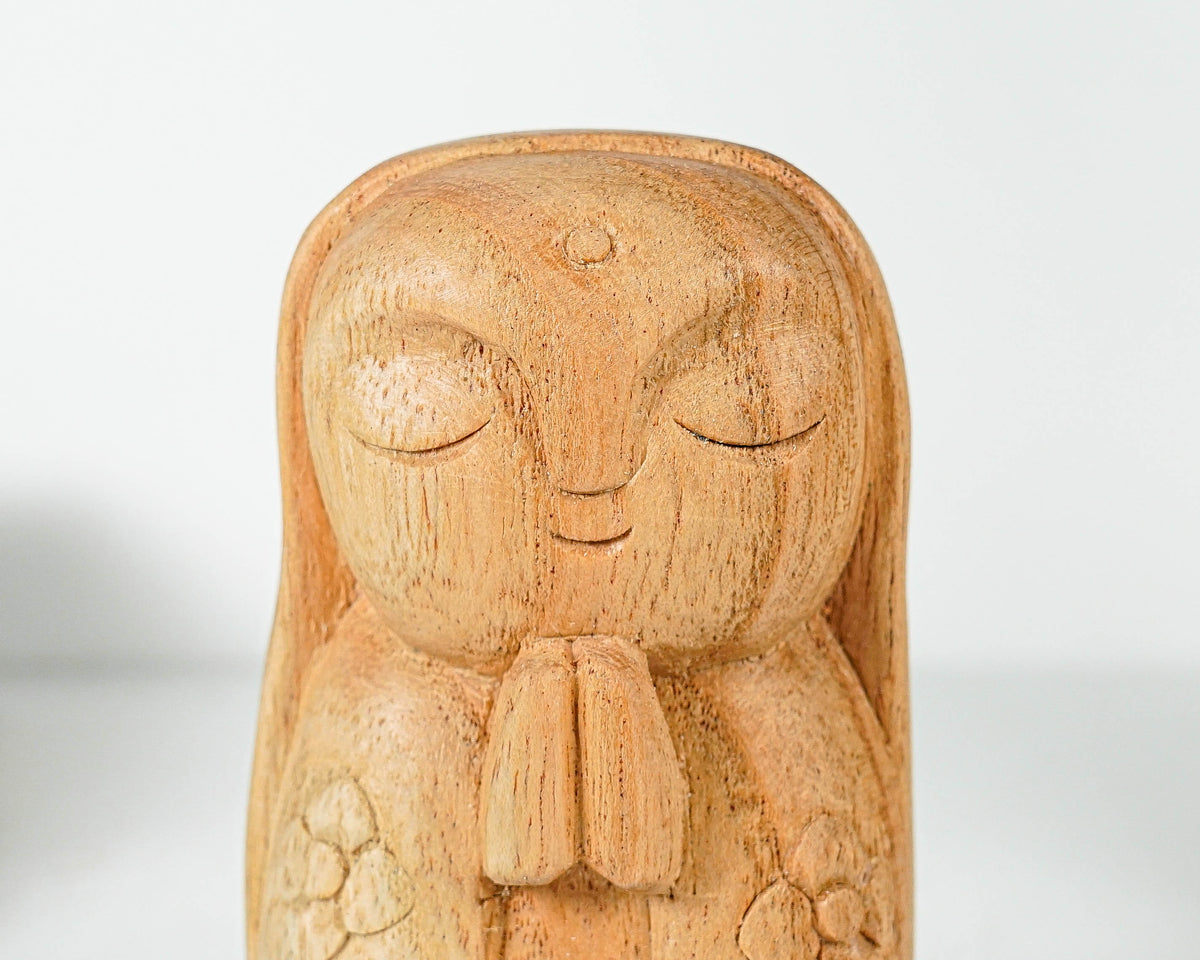 Woman Jizo Statue, Buddha Sculpture, Wood Figurine, Greeting, Wooden Jizo, Namasthe, Indoor Décoration, Special Gift, Grandma Gift