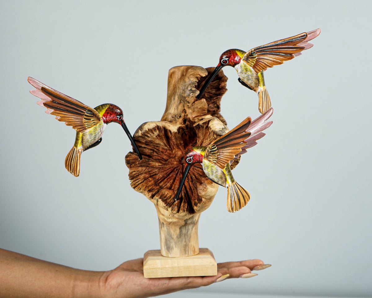 Colorful Hummingbirds Statue, Three Birds, Painted Wooden Animal, Wood Carving, Bird Figurine, Colibri, Aesthetic Room Decor, Family Gift