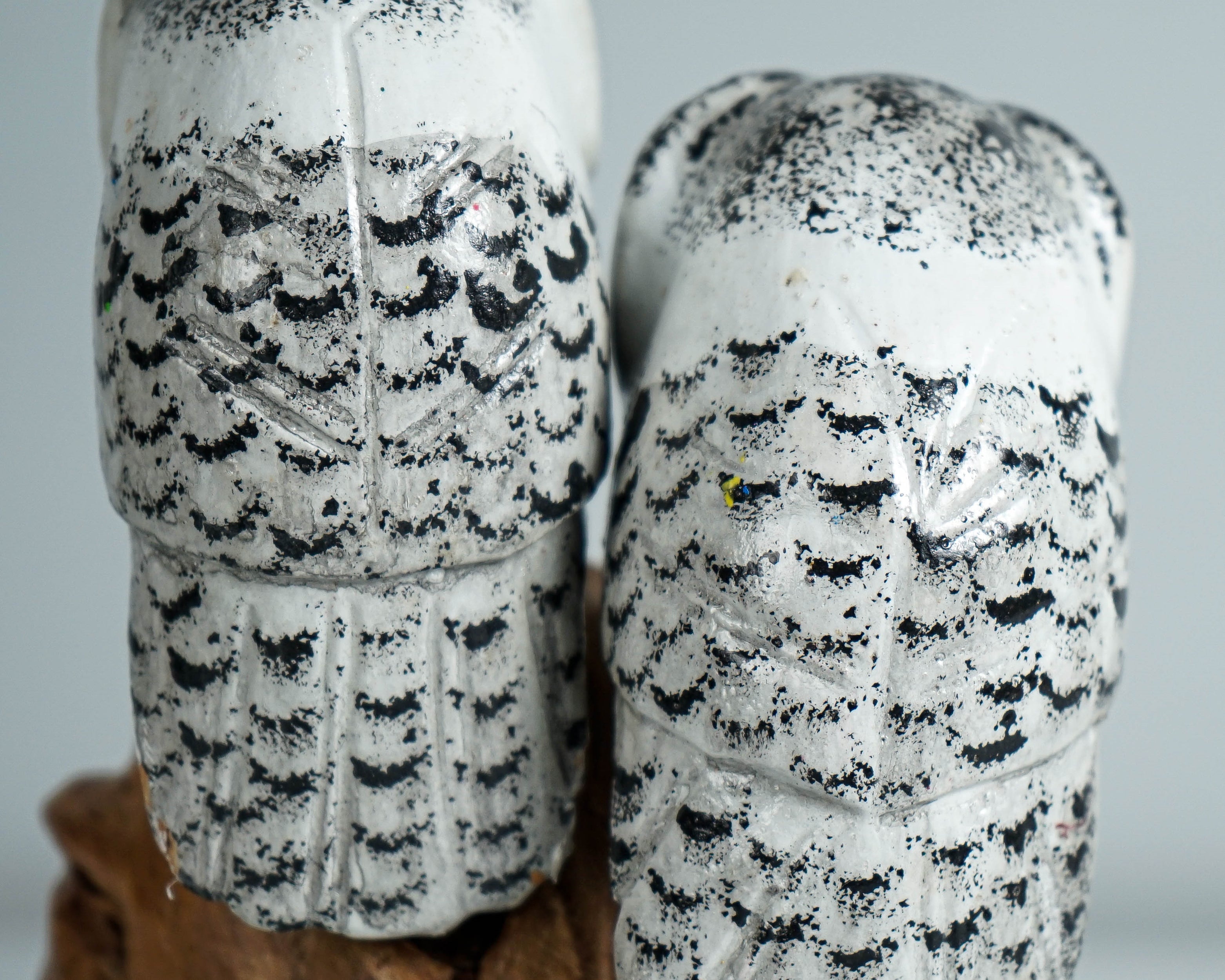 Little Couple White Owl Figurine, Colorful Owl, Painted Wooden Owl, Housewarming, Hand Carved , Handpainted, Home Decor, Couple Gift