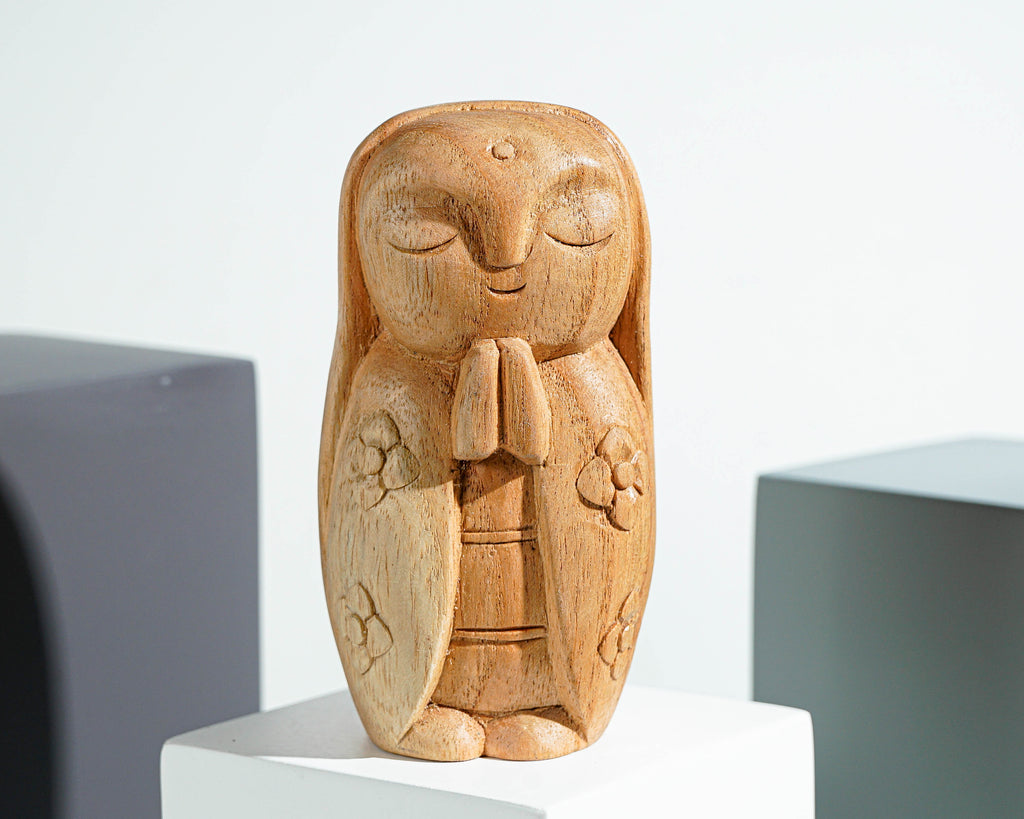 Woman Jizo Statue, Buddha Sculpture, Wood Figurine, Greeting, Wooden Jizo, Namasthe, Indoor Décoration, Special Gift, Grandma Gift