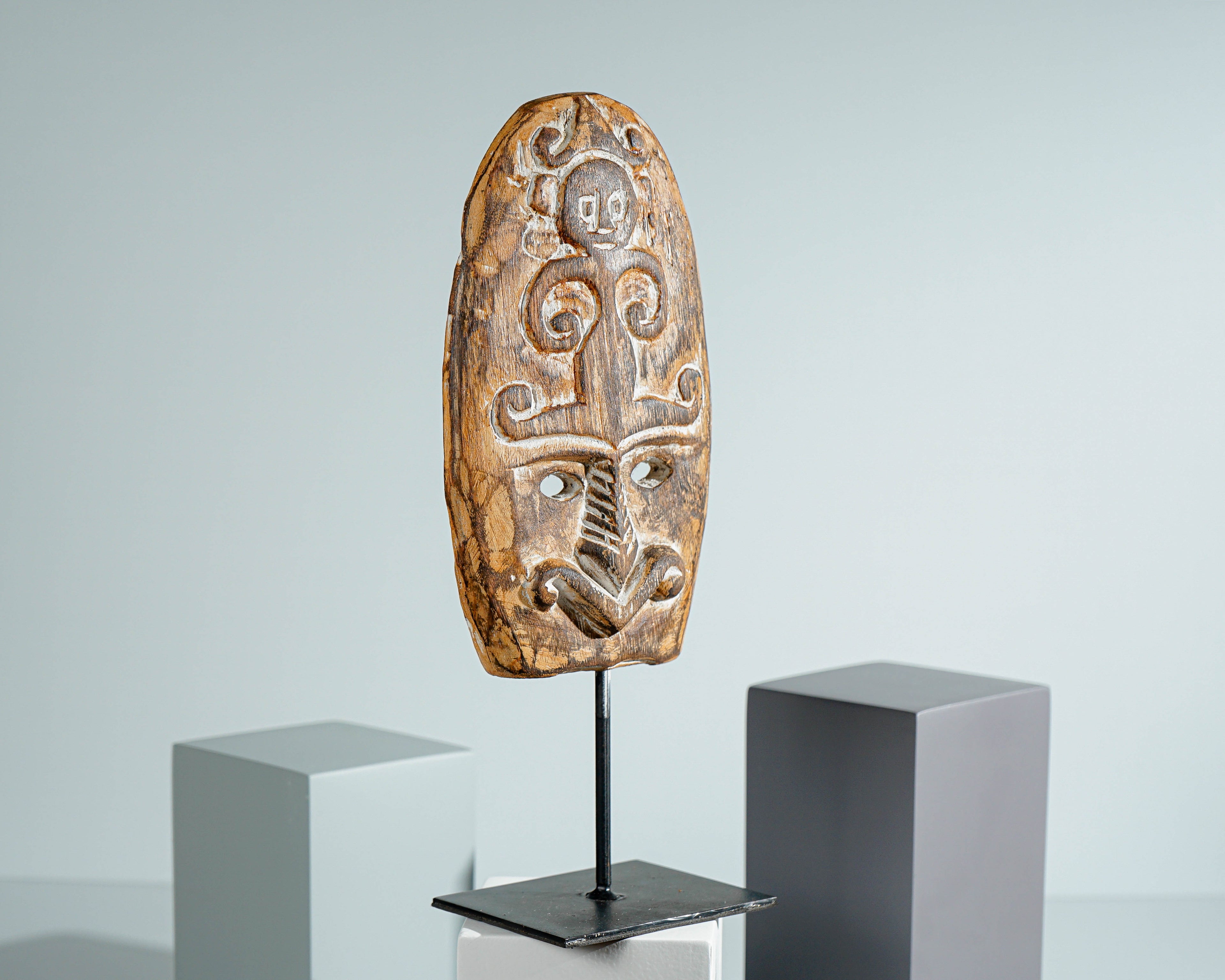 Mask of Timor, Wall Decoration, Mask on Stand, Sculpture, Handmade Gift, Traditional Art, Figurine, Office Decor, Unique Gift, Birthday