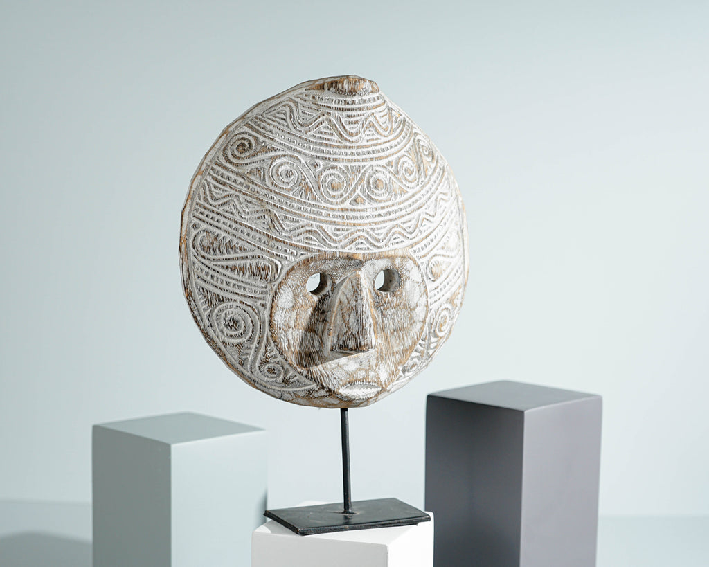 Round Mask of Timor Wall Art, Mask on Stand, Traditional Art, Hanging Figurine, Wall Decor, Unique, Halloween Decoration, Memorial Gift