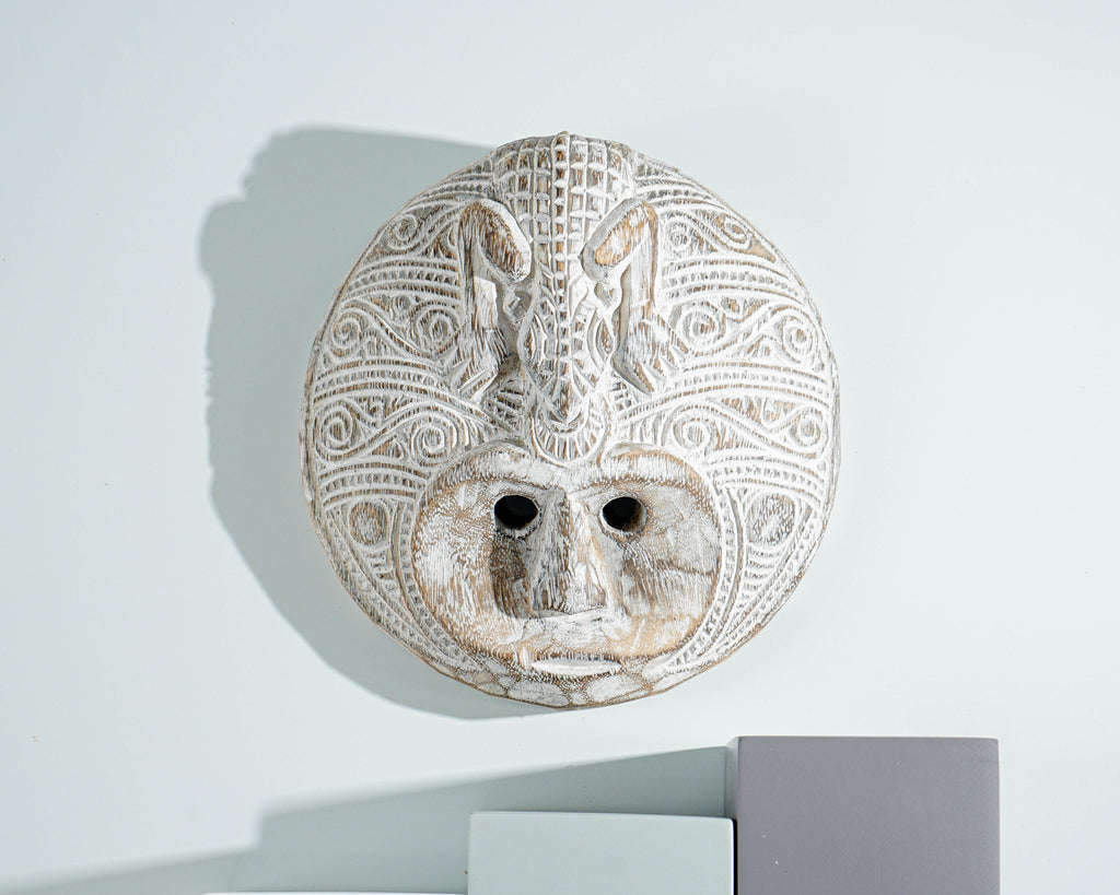 Round Mask of Timor, Primitive, Wall Decor, Wood Carving, Hanging Statue, Handcrafted, Living Room Décor, Halloween Decor, Memorial Gift