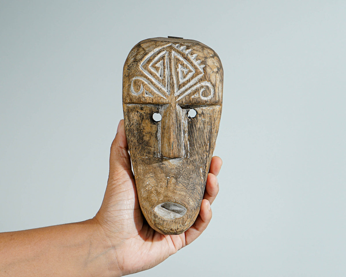 Timor tribal Mask, Wall Art, Antique, Primitive, Hanging Statue, Sculpture, Wood Carving, Boho Decor, Halloween Decor, Teacher Gift