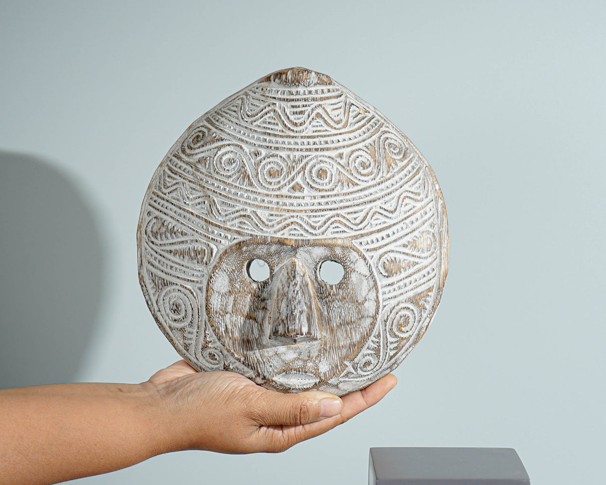 Round Mask of Timor Wall Art, Mask on Stand, Traditional Art, Hanging Figurine, Wall Decor, Unique, Halloween Decoration, Memorial Gift