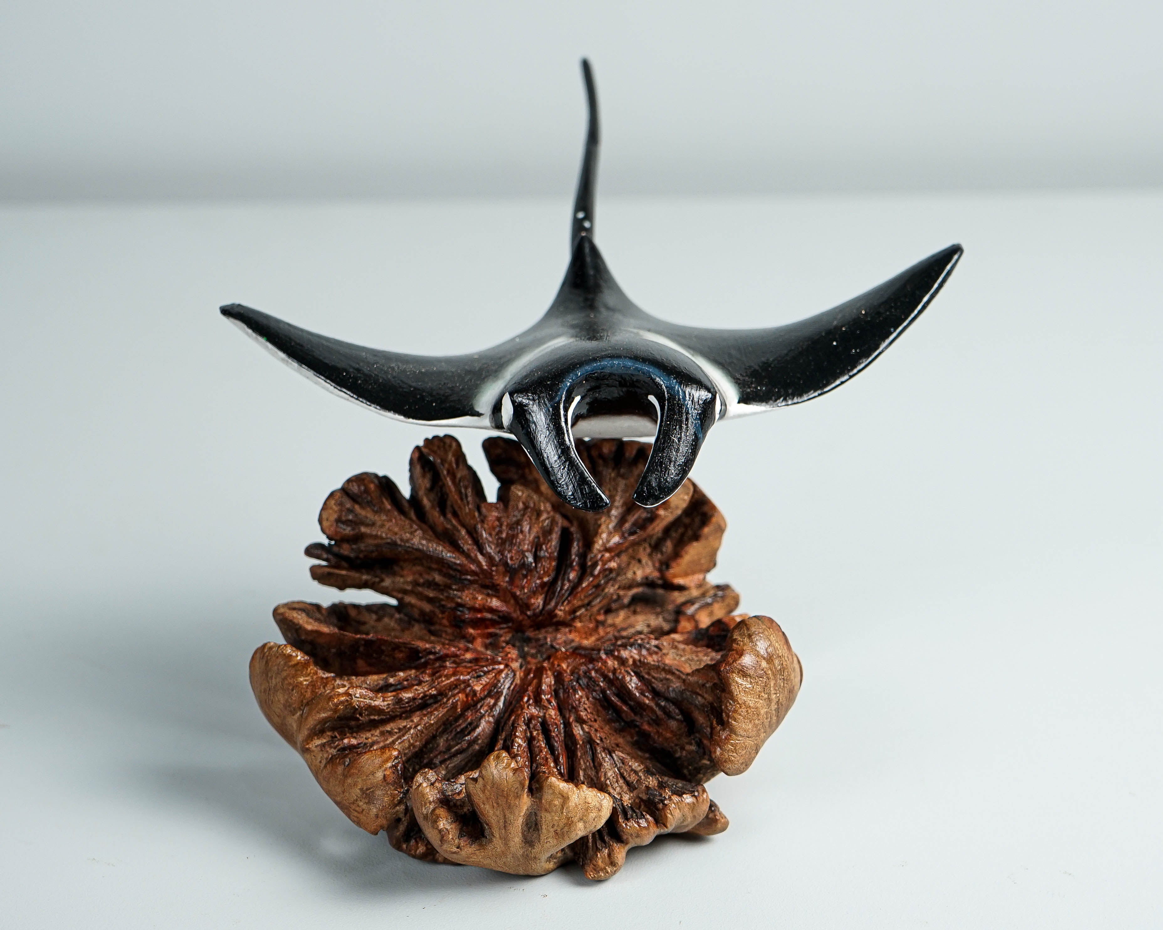 Black Manta Ray Miniature, Wooden Art, Painted, Colorful Sculpture, Handcrafted, Beach Decoration, Artwork, Handmade Gift, Gift for Her