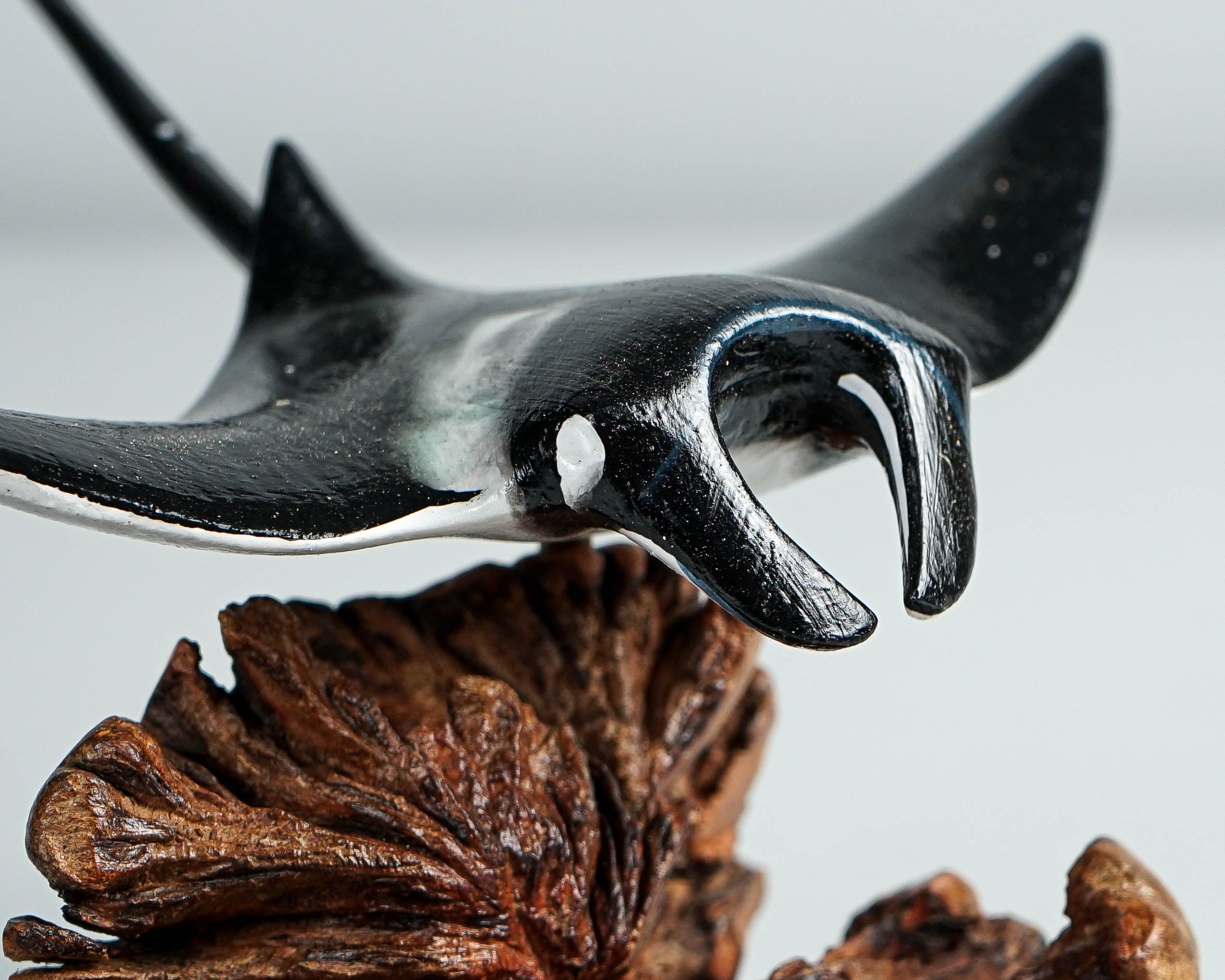 Black Manta Ray Miniature, Wooden Art, Painted, Colorful Sculpture, Handcrafted, Beach Decoration, Artwork, Handmade Gift, Gift for Her