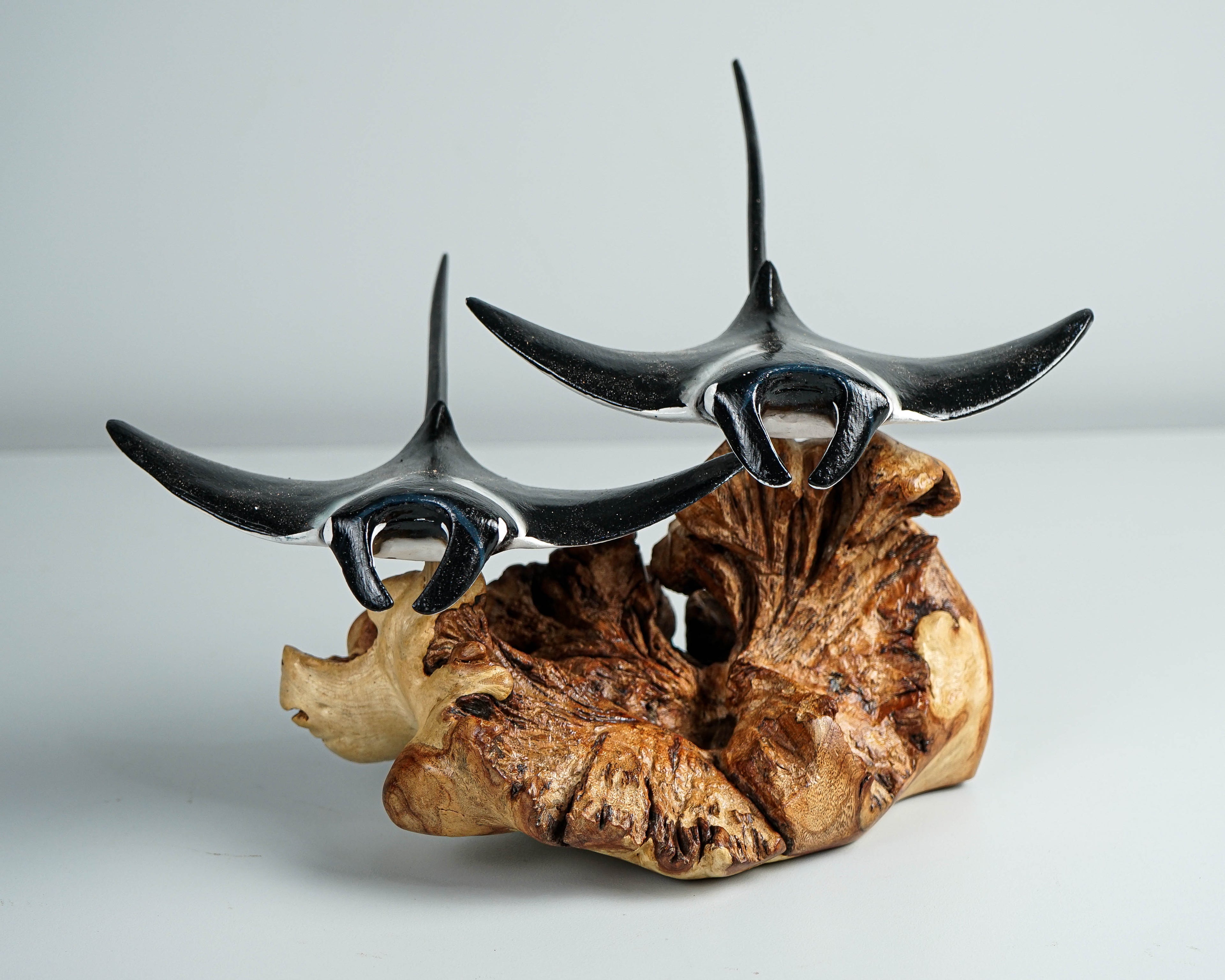 Black Manta Ray Duo Statue, Wooden Art, Painted, Unique Sculpture, Handmade, Housewarming, Beach Decoration, Lucky Gifts, Couples Gift