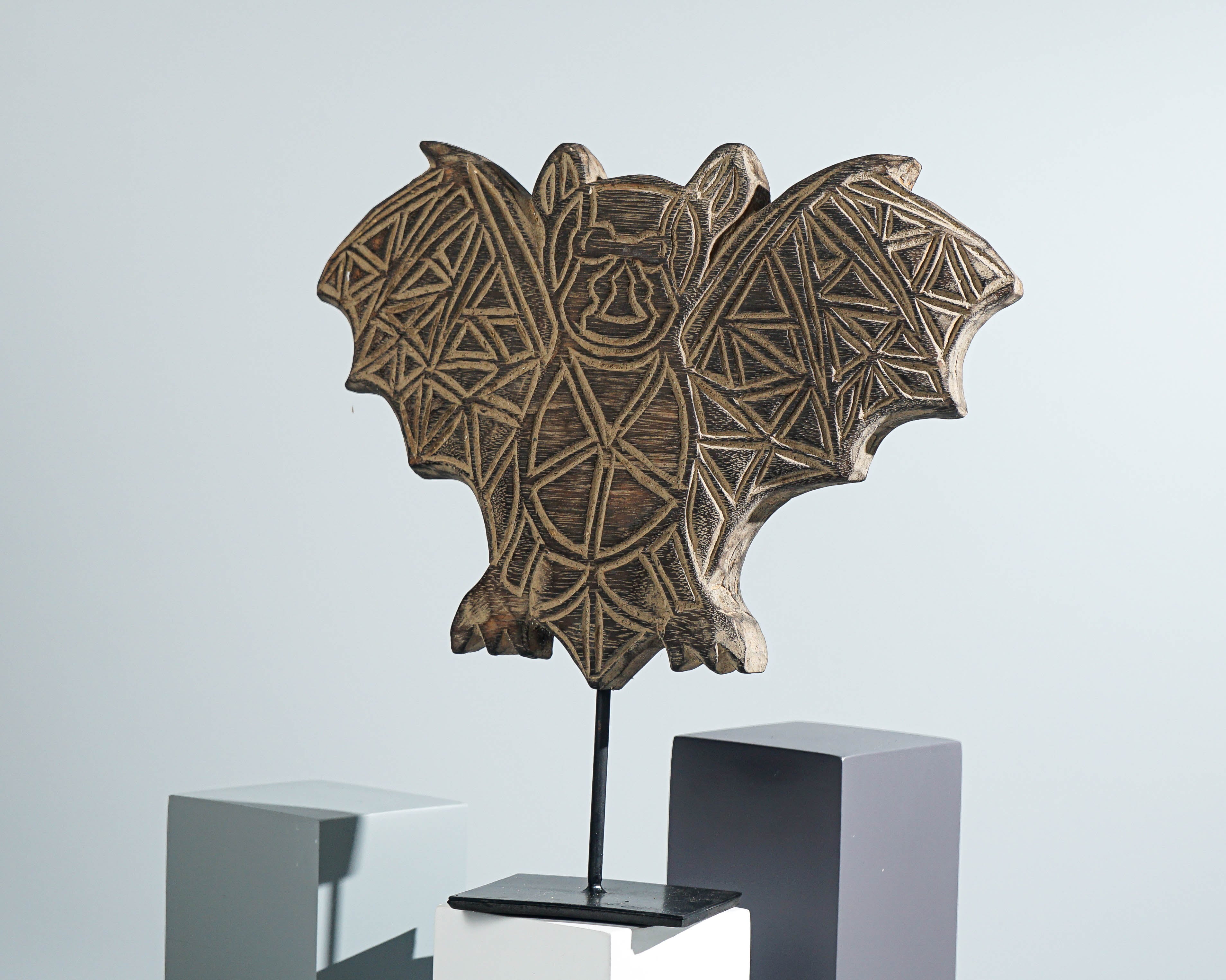 Timor Bat Wall Decor, Animal on Stand, Sculpture, Wood Carving, Bat Statue, Traditional Art, Bat Figurine, Gift for Dad, Memorial Gift