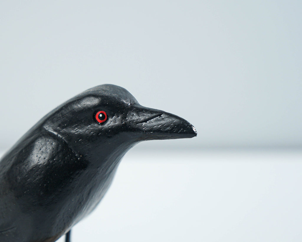 Raven Bird Statue, Painted Wood Carving, Wooden Bird, Handcrafted, Woodland, Animal Ornament, Crow, Apartment Decor, Grandfather Gift