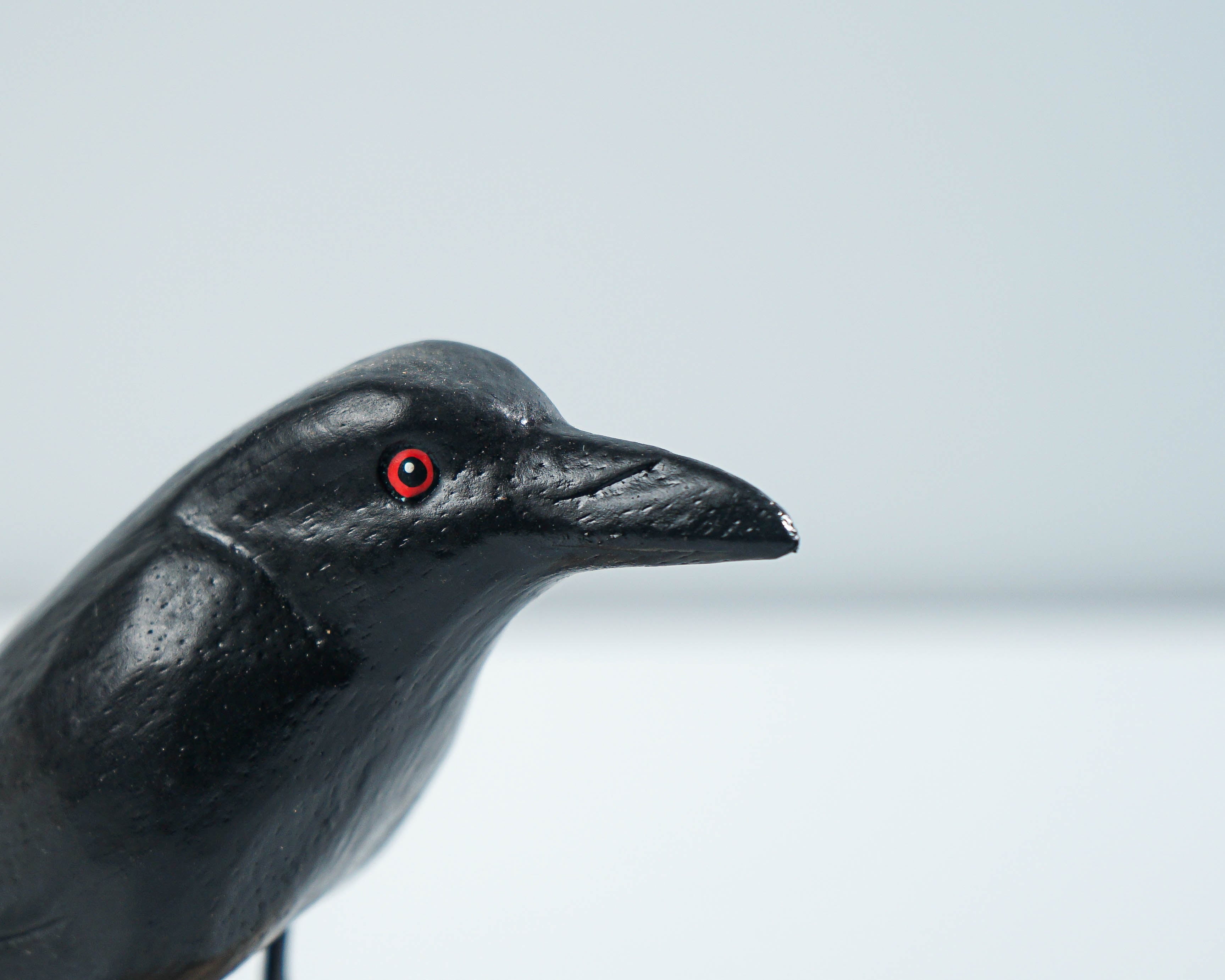Raven Bird Statue, Painted Wood Carving, Wooden Bird, Handcrafted, Woodland, Animal Ornament, Crow, Apartment Decor, Grandfather Gift