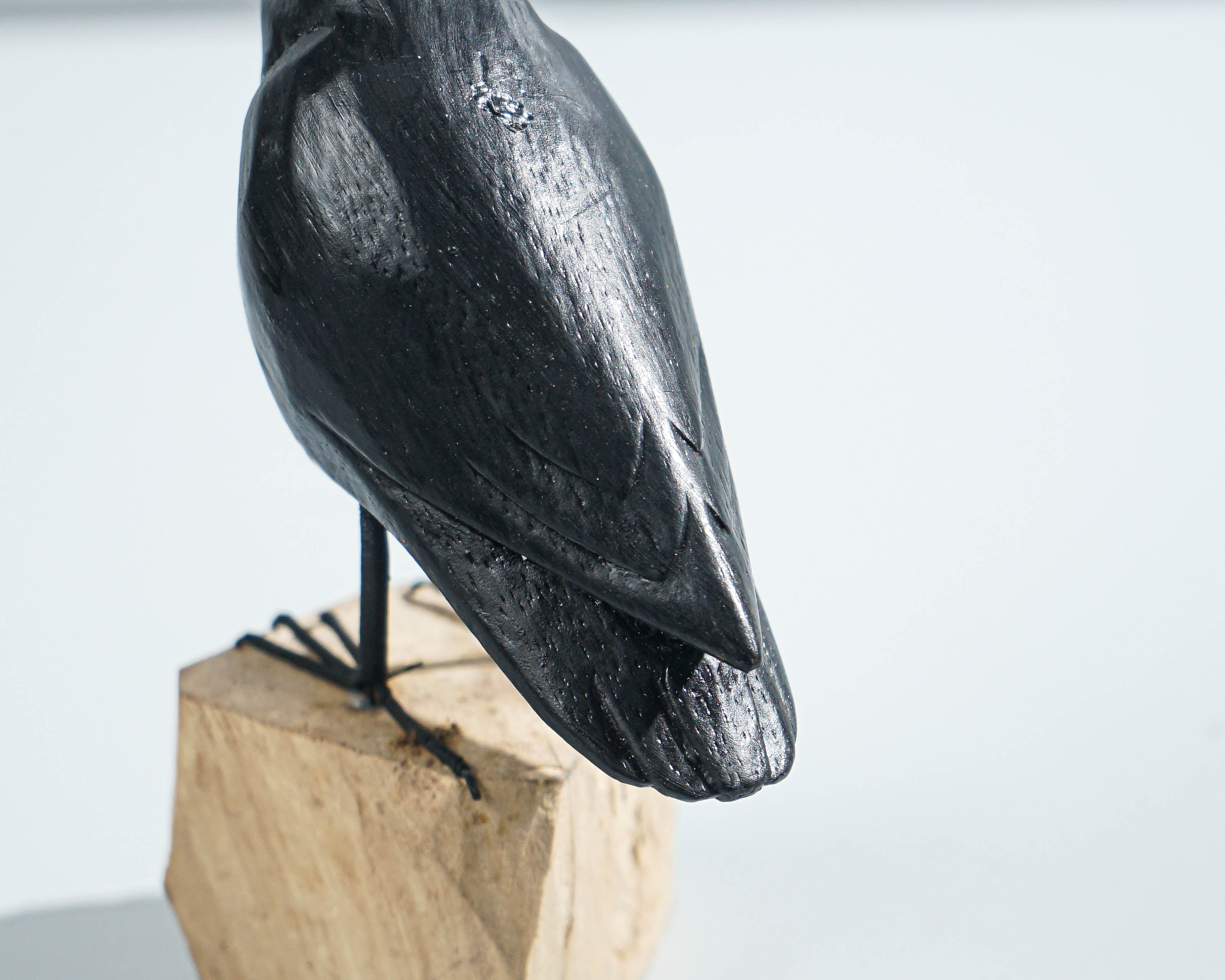 Raven Bird Statue, Painted Wood Carving, Wooden Bird, Handcrafted, Woodland, Animal Ornament, Crow, Apartment Decor, Grandfather Gift
