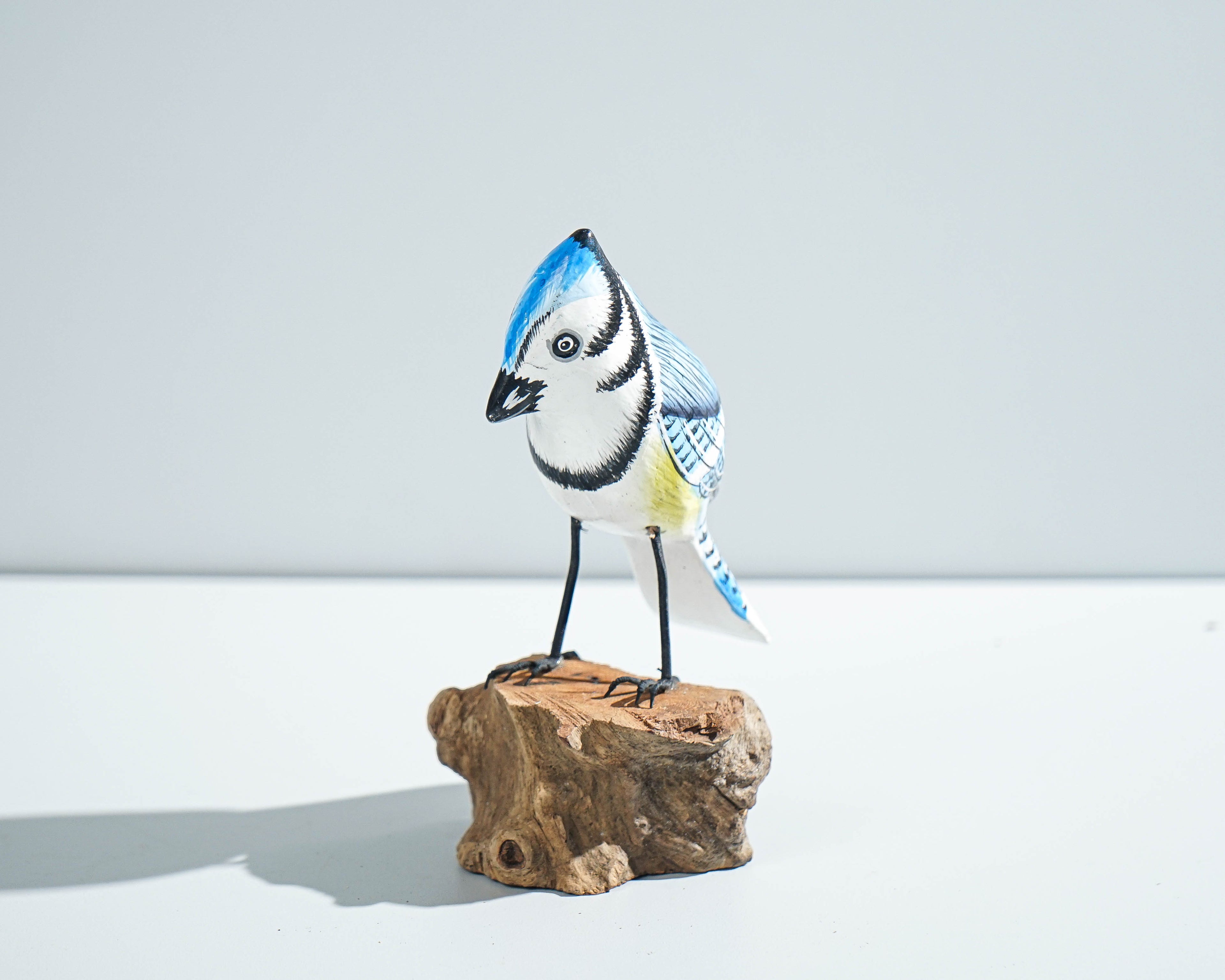 Blue jay Bird Statue, Painted Wood Carving, Wooden Bird Art, Handcrafted, Animal Figurine, Decorative, Tropical Decor, Handmade Gift