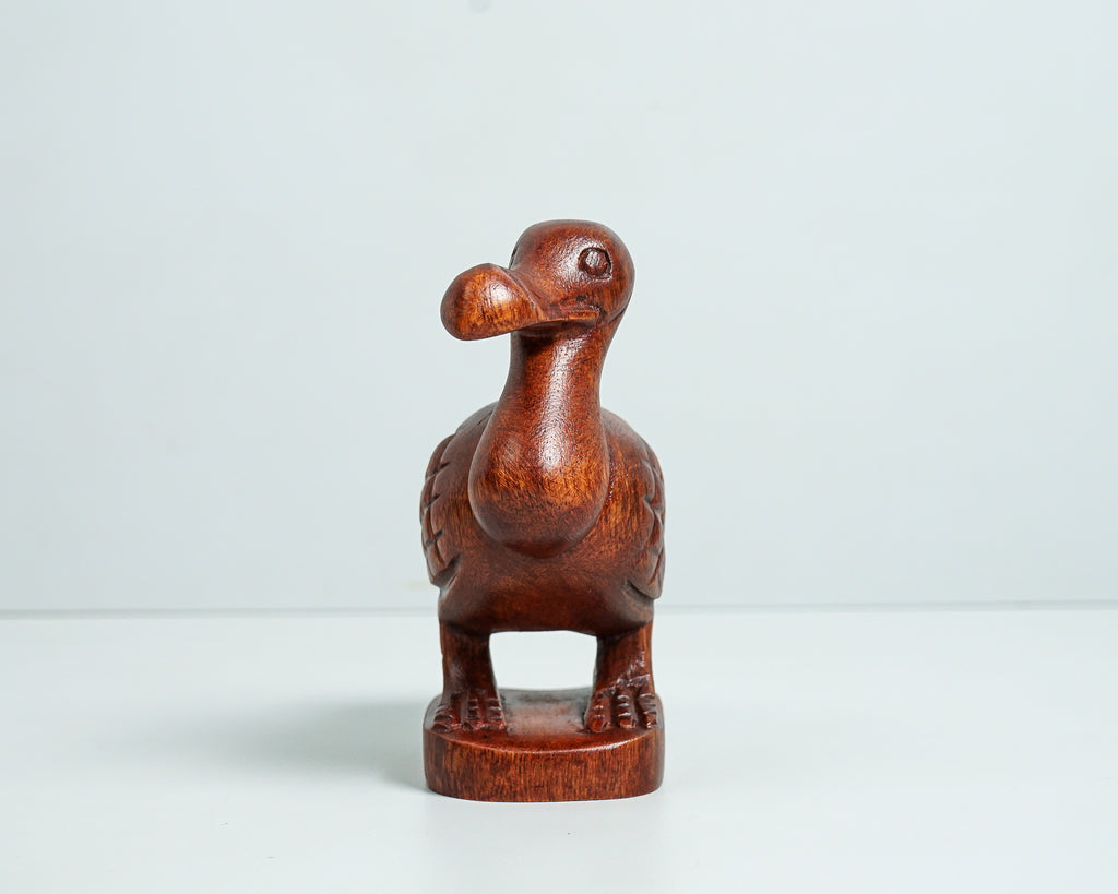 Wooden Dodo Bird Statue, Dodo Bird figurine,  Animal Sculpture, Wood Carving, Hand Carved, Living Room Decor, Gift for Friend, Gift for Son