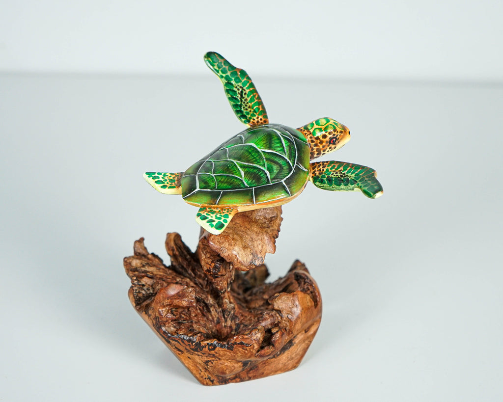 Green Turtle Sculpture, Sea Turtle, Wood Carving, Nautical, Artwork, Unique Animal, Hand-painted Figurine, Fall Decoration, Gift for Sister