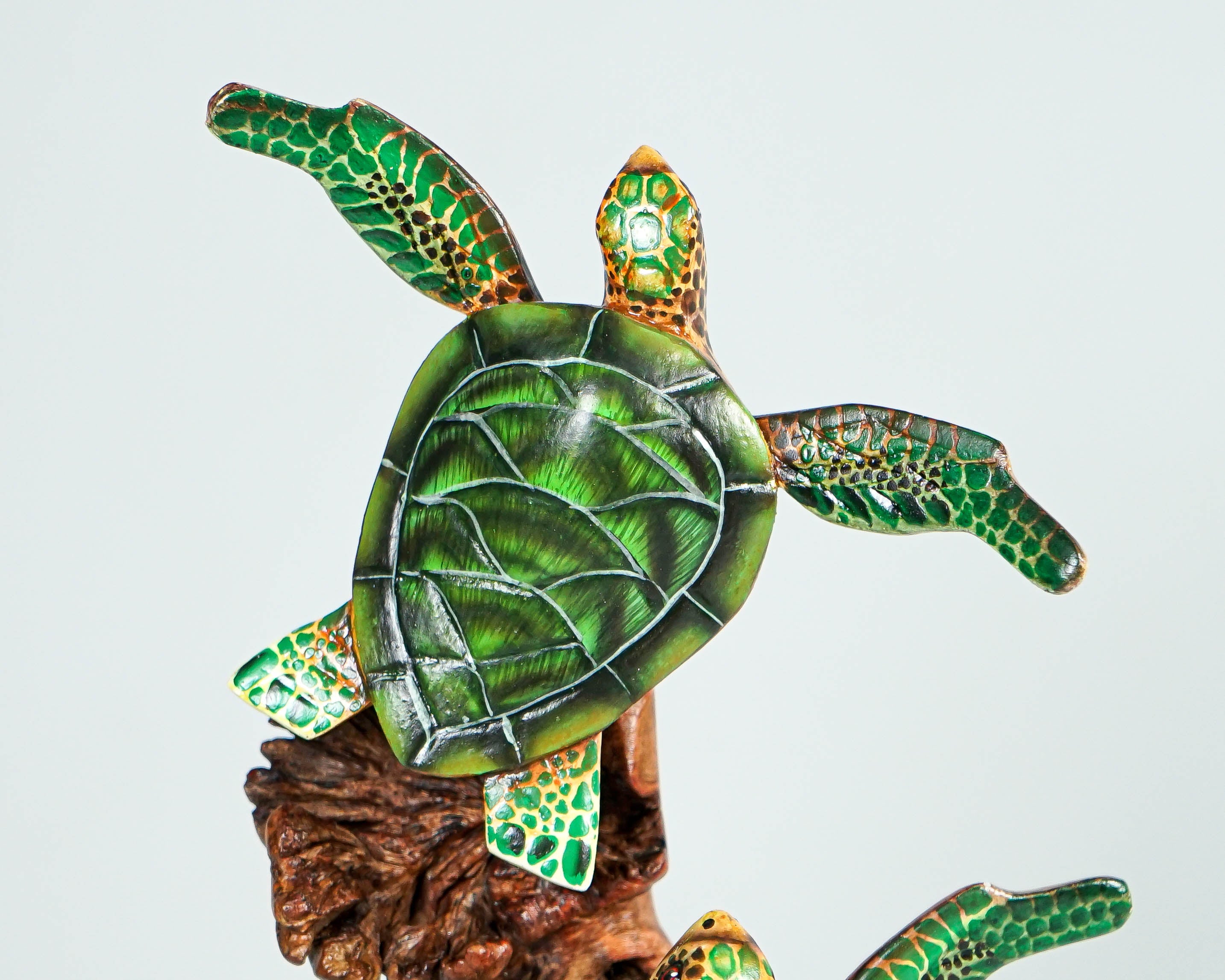 Couple Turtle Sculpture, Green Sea Turtle, Wood Carving, Ocean, Miniature, Handmade Statue, Living Room Decor, Wedding Gift, Lucky Gifts