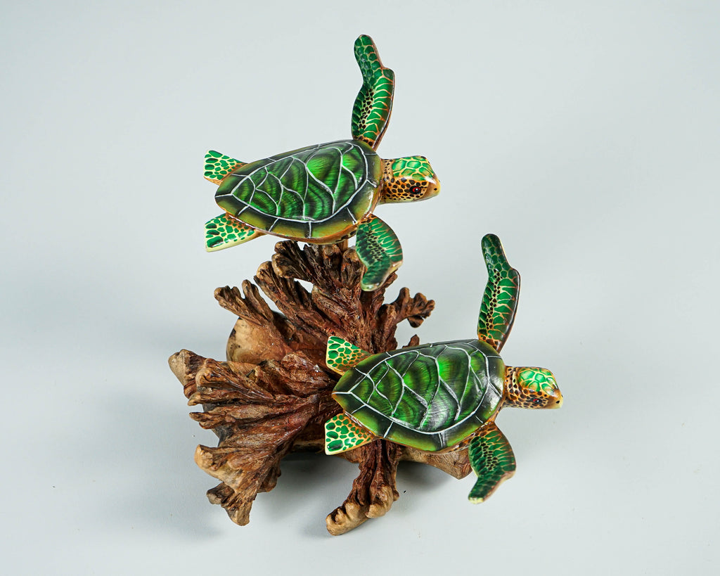 Couple Turtle Sculpture, Green Sea Turtle, Wood Carving, Ocean, Decorative, Handpainted Figurine, Office Decor, Valentines Décor, Lucky Gift