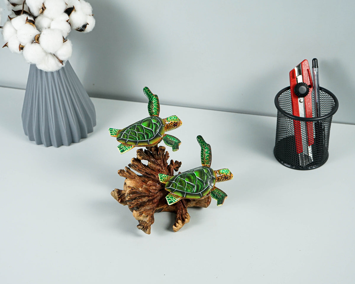 Couple Turtle Sculpture, Green Sea Turtle, Wood Carving, Ocean, Decorative, Handpainted Figurine, Office Decor, Valentines Décor, Lucky Gift