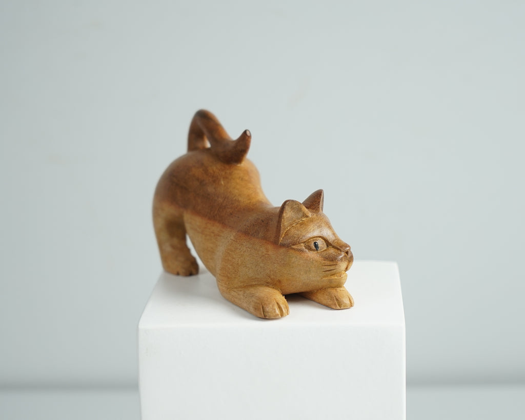 Wooden Cat Figurine, Animal Statue, Wood Carving, Handcrafted, Unique Figurine, Decorative, Tabletop Decor, Gift for Mother, Memorial Gift