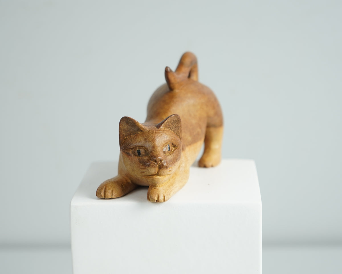 Wooden Cat Figurine, Animal Statue, Wood Carving, Handcrafted, Unique Figurine, Decorative, Tabletop Decor, Gift for Mother, Memorial Gift
