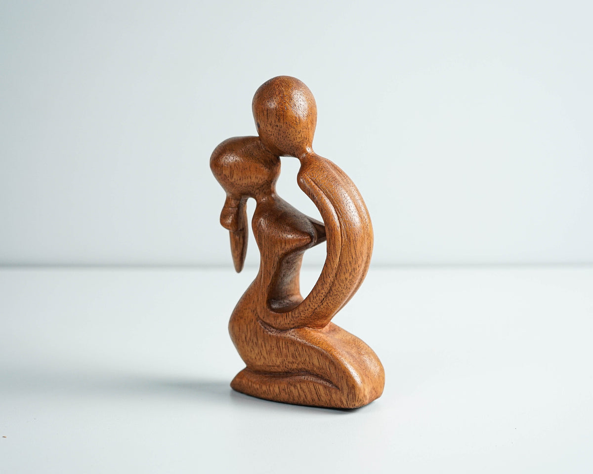 Kissing Couple Abstract Statue, Modern Art, Wood Carving, Artwork, Handmade Statue, Modern Abstract, Wedding Decoration, Couples Gift