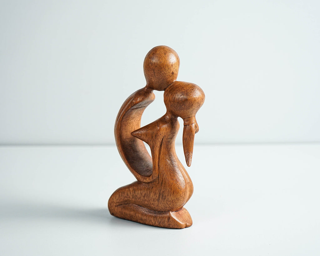 Kissing Couple Abstract Statue, Modern Art, Wood Carving, Artwork, Handmade Statue, Modern Abstract, Wedding Decoration, Couples Gift