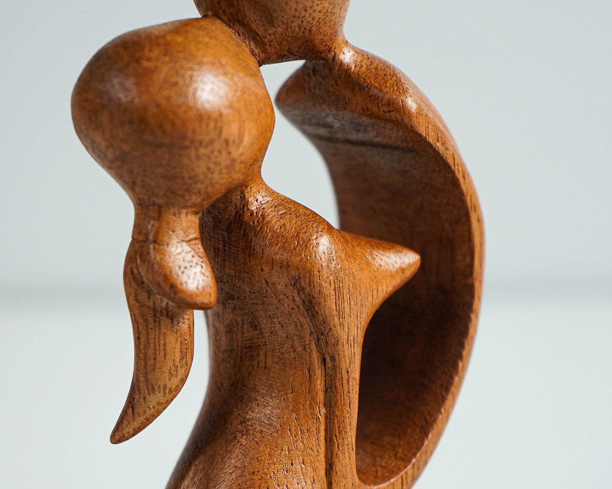Kissing Couple Abstract Statue, Modern Art, Wood Carving, Artwork, Handmade Statue, Modern Abstract, Wedding Decoration, Couples Gift