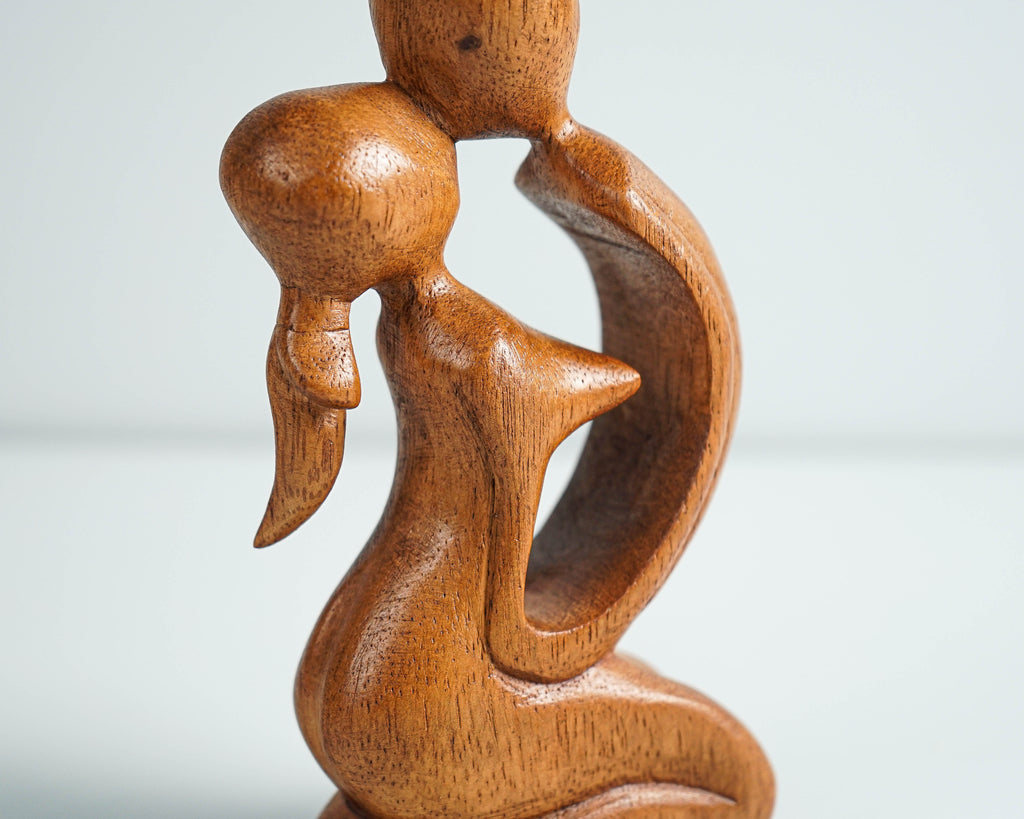 Kissing Couple Abstract Statue, Modern Art, Wood Carving, Artwork, Handmade Statue, Modern Abstract, Wedding Decoration, Couples Gift