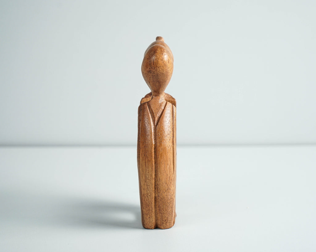Kissing Couple Abstract Statue, Wooden Modern Art, Wood Carving, Handcrafted, Unique Statue, Modern Abstract, Wedding Gift, Valentines Day
