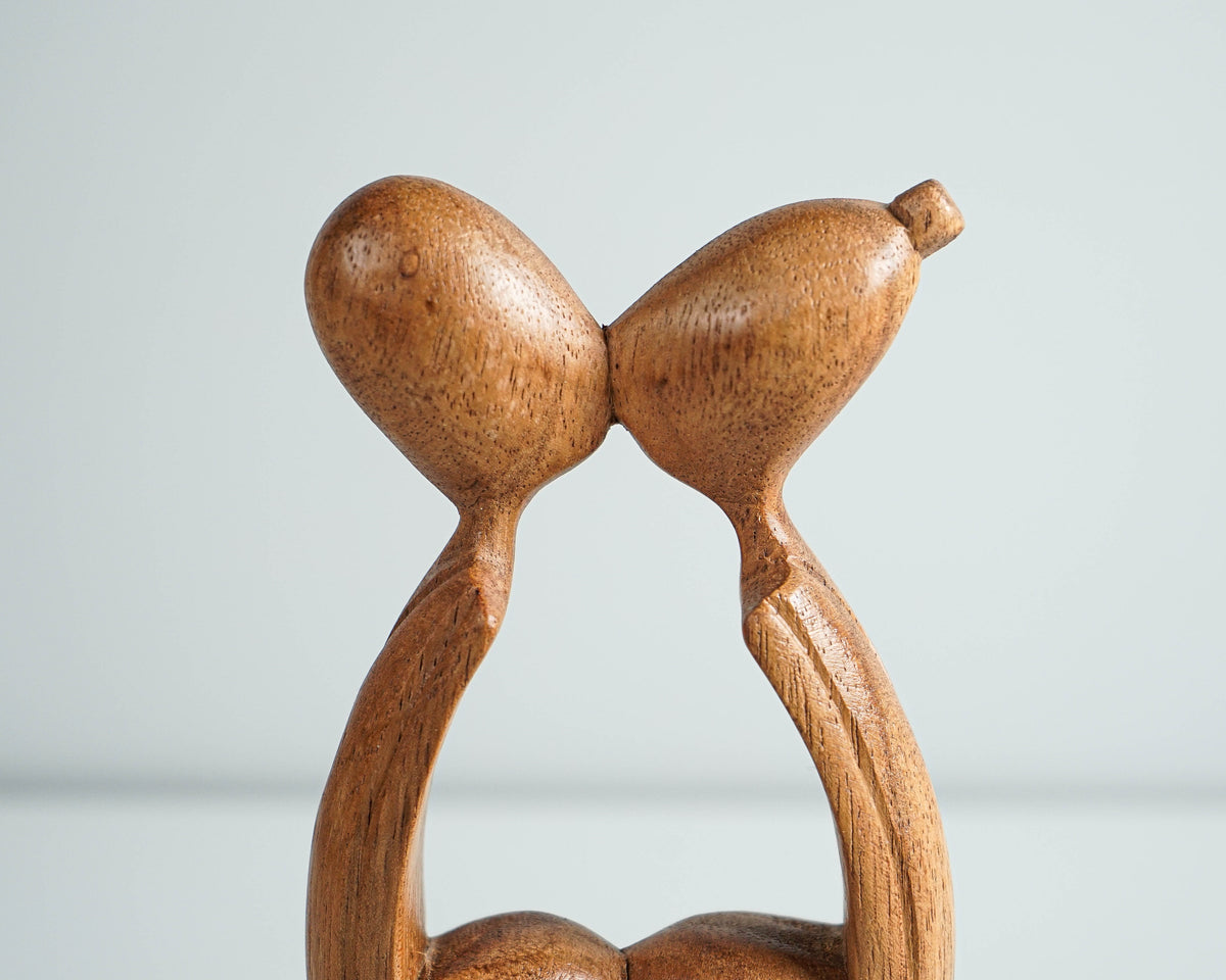 Kissing Couple Abstract Statue, Wooden Modern Art, Wood Carving, Handcrafted, Unique Statue, Modern Abstract, Wedding Gift, Valentines Day