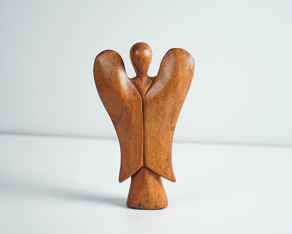 Wooden Angel Figurine,  Praying Angel Statue, Wood Carving, Unique figurine, Memorial Gift, Artwork, Aesthetic Room Decor, Gift for Mother