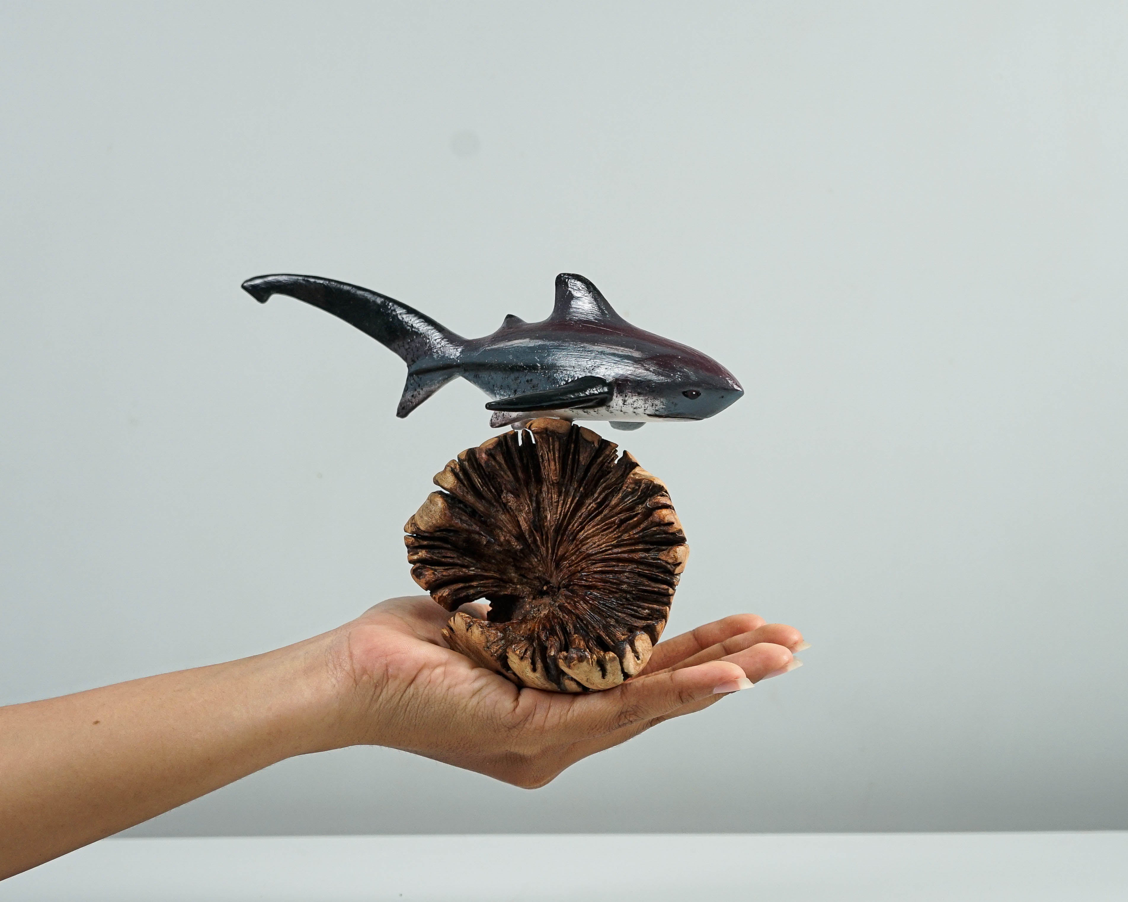 Thresher Shark Figurine, Personalized Statue, Wooden Sculpture, Miniature, Unique, Sea Life, Ocean Decoration, Beach Decor, Gift for Home