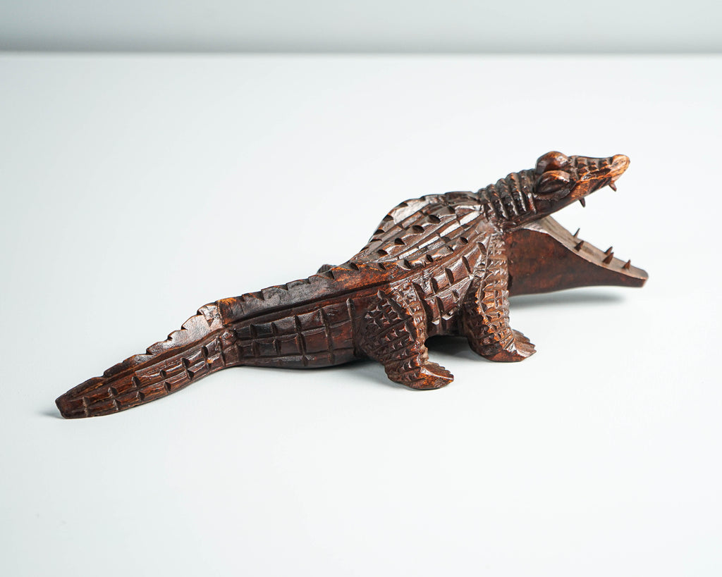 Crocodile Sculpture, Animal Statue, Alligator, Wood Carving, Wooden Statue, Wild Animal, Living Room Decor, Gift for Sister, Special Gift