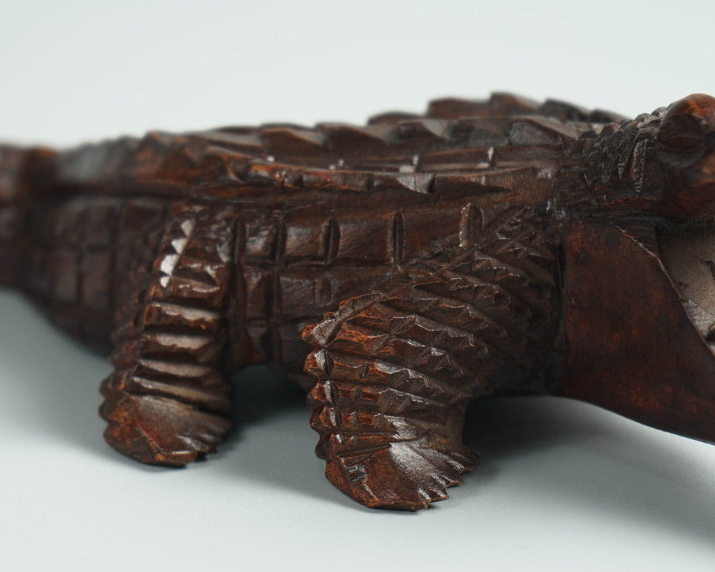 Crocodile Sculpture, Animal Statue, Alligator, Wood Carving, Wooden Statue, Wild Animal, Living Room Decor, Gift for Sister, Special Gift