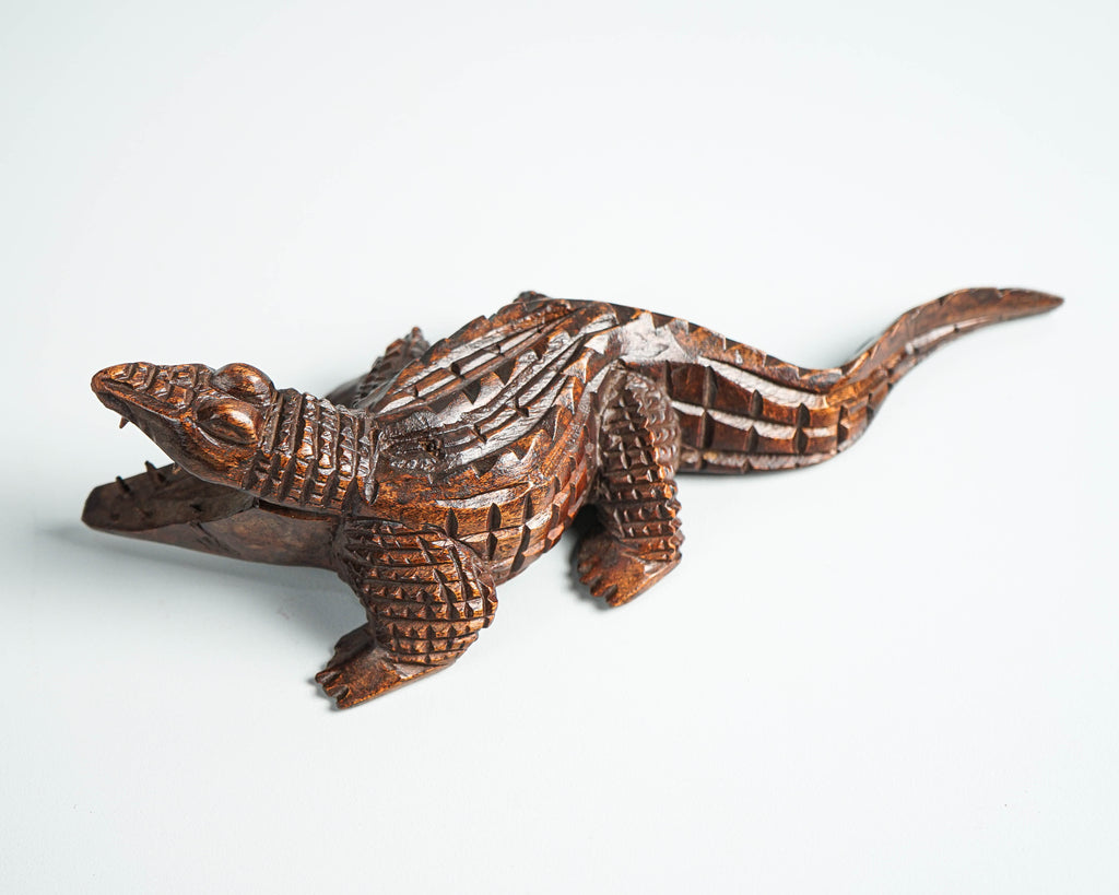 Crocodile Sculpture, Animal Statue, Alligator, Wood Carving, Wooden Statue, Wild Animal, Living Room Decor, Gift for Sister, Special Gift