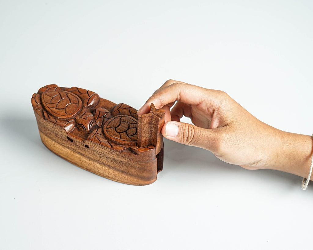 Wooden Sea Turtle Puzzle Box,  Mystery Box, Trinket Box, Trinket Stash, Organizer, Secret box, Jewelry Box, Bedroom Decor, Anniversary Gift