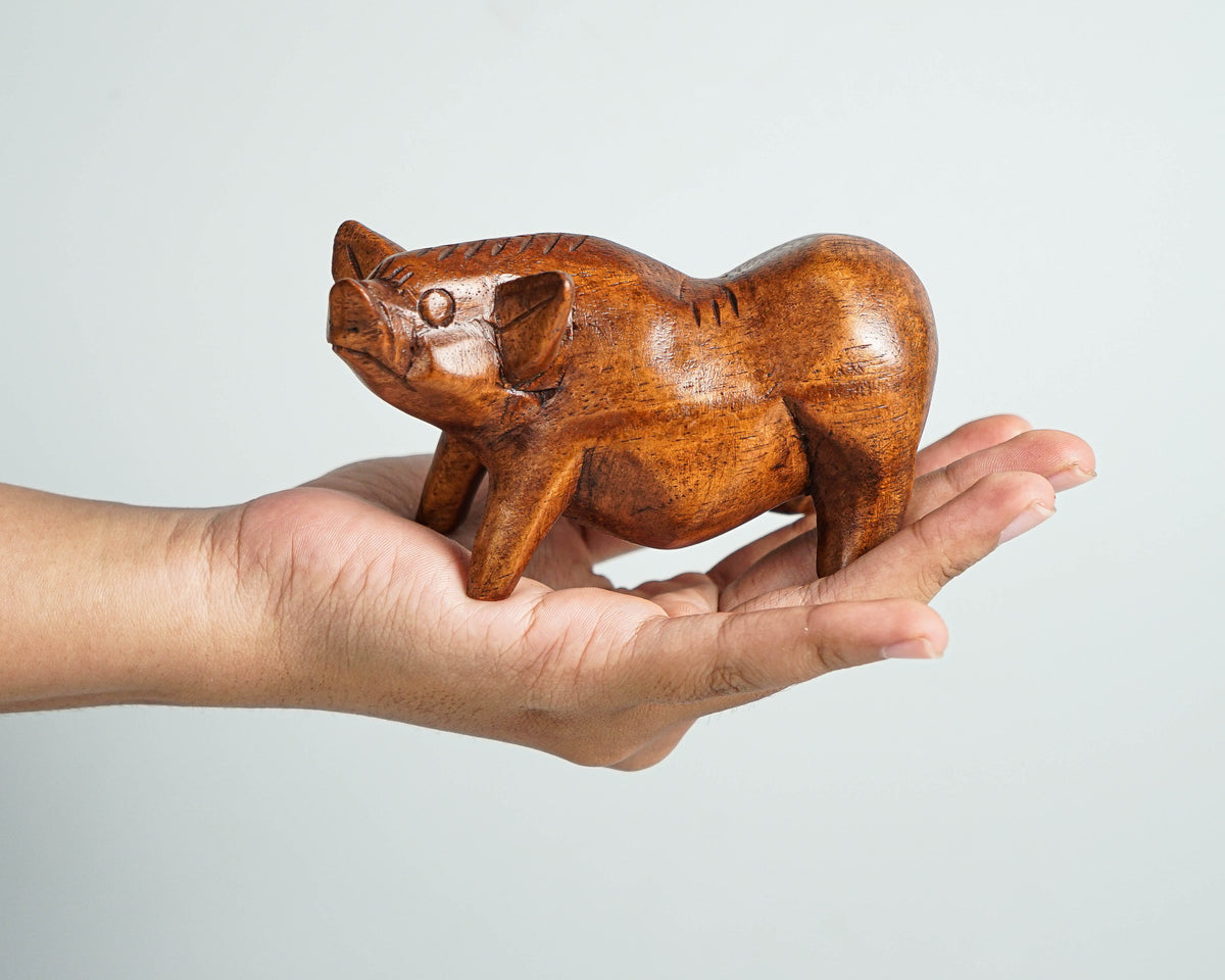 Pig Sculpture, Animal Figurine, Wood Carving, Natural Piece, Pig Statue, Tabletop Decor, Unique Decoration, Animal Lover, Gift for Mother