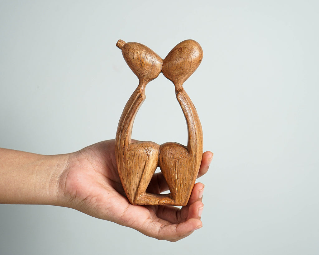 Kissing Couple Abstract Statue, Wooden Modern Art, Wood Carving, Handcrafted, Unique Statue, Modern Abstract, Wedding Gift, Valentines Day