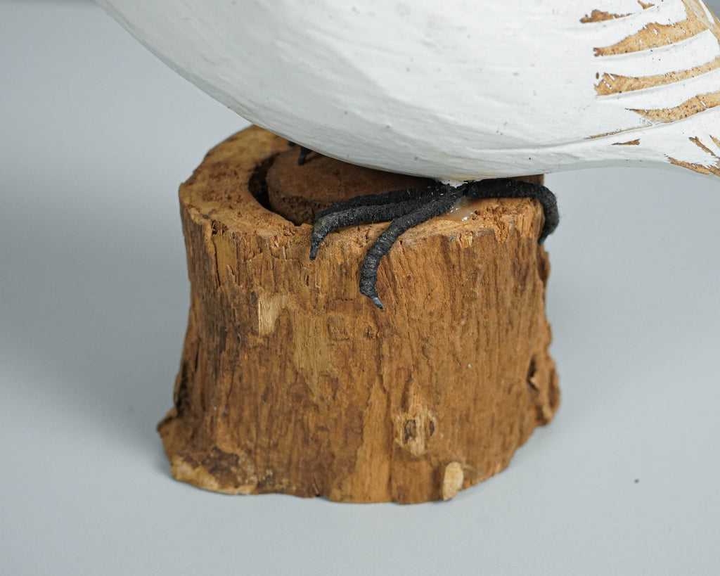 Snow Owl Art, Hand Carved Statue, Wooden Bird, Art Sculpture, Painted Bird, Room Decoration, Handmade Decor, Gift for Him, Birthday Gift