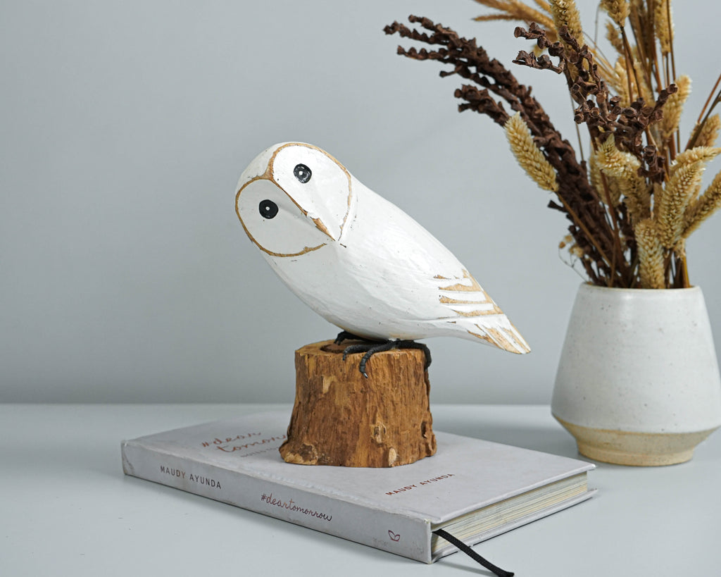 Snow Owl Art, Hand Carved Statue, Wooden Bird, Art Sculpture, Painted Bird, Room Decoration, Handmade Decor, Gift for Him, Birthday Gift