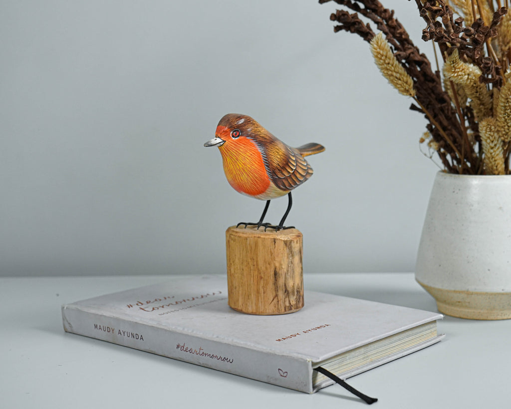 Robin Bird Art, Bird Sculpture, Hand Carved Statue, Animal Statue, Wood Carving, Housewarming Decor, Nature, Tropical Decor, Memorial Gift