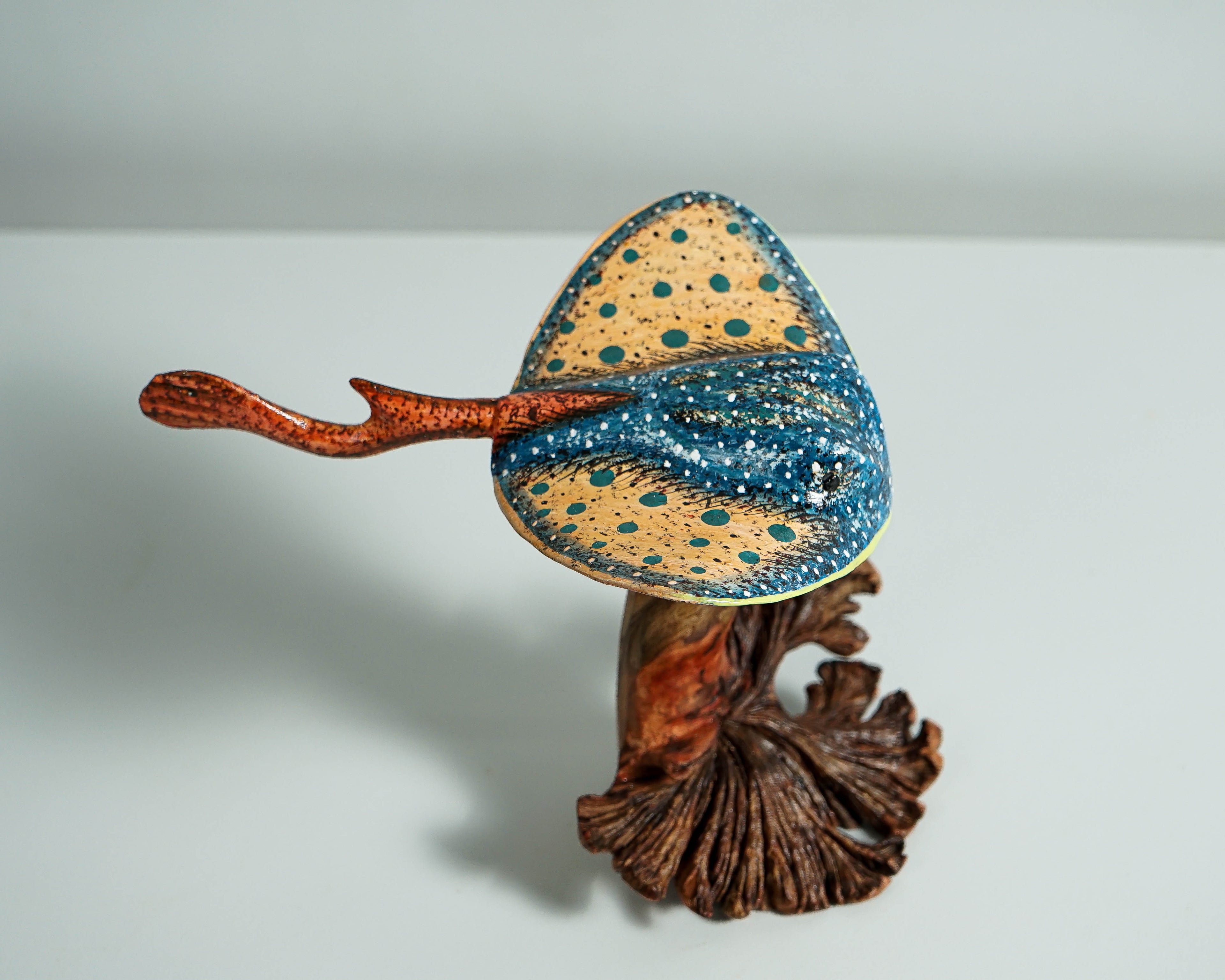 Colorful Stingray Sculpture, Wooden Art, Painted, Beach Decoration, Ocean Decor, Hand painted, Housewarming, Marine Life, Birthday Gift