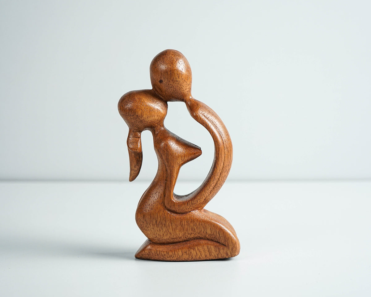 Kissing Couple Abstract Statue, Modern Art, Wood Carving, Artwork, Handmade Statue, Modern Abstract, Wedding Decoration, Couples Gift