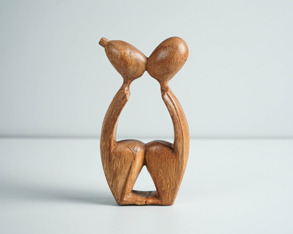 Kissing Couple Abstract Statue, Wooden Modern Art, Wood Carving, Handcrafted, Unique Statue, Modern Abstract, Wedding Gift, Valentines Day